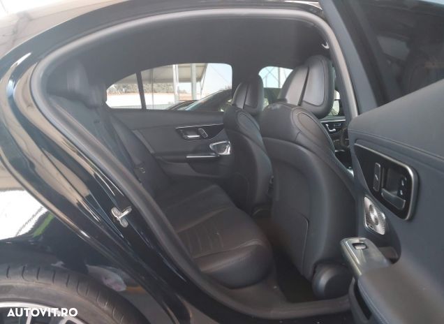 Mercedes-Benz C 300 9G-TRONIC Avantgarde - 8