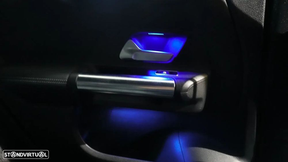 Mercedes-Benz GLA 200 d 8G-DCT Progressive Advanced - 44