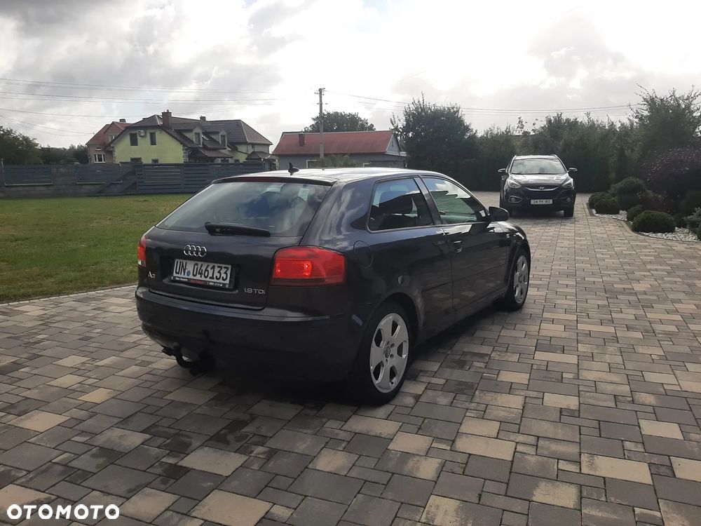 Audi A3 1.9 TDI DPF Ambition - 10