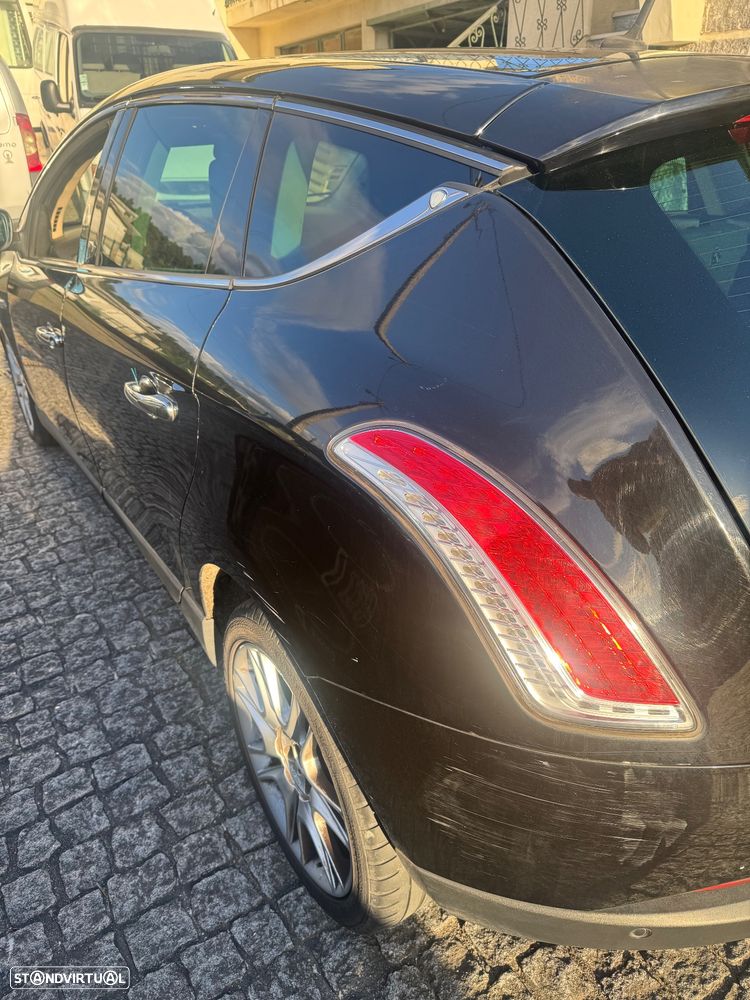 Lancia Delta - 3