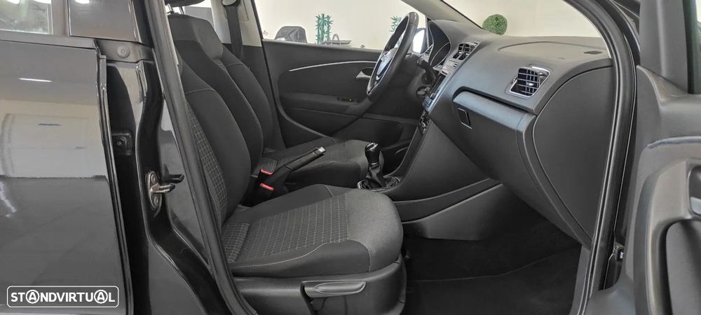 VW Polo 1.0 Confortline - 23
