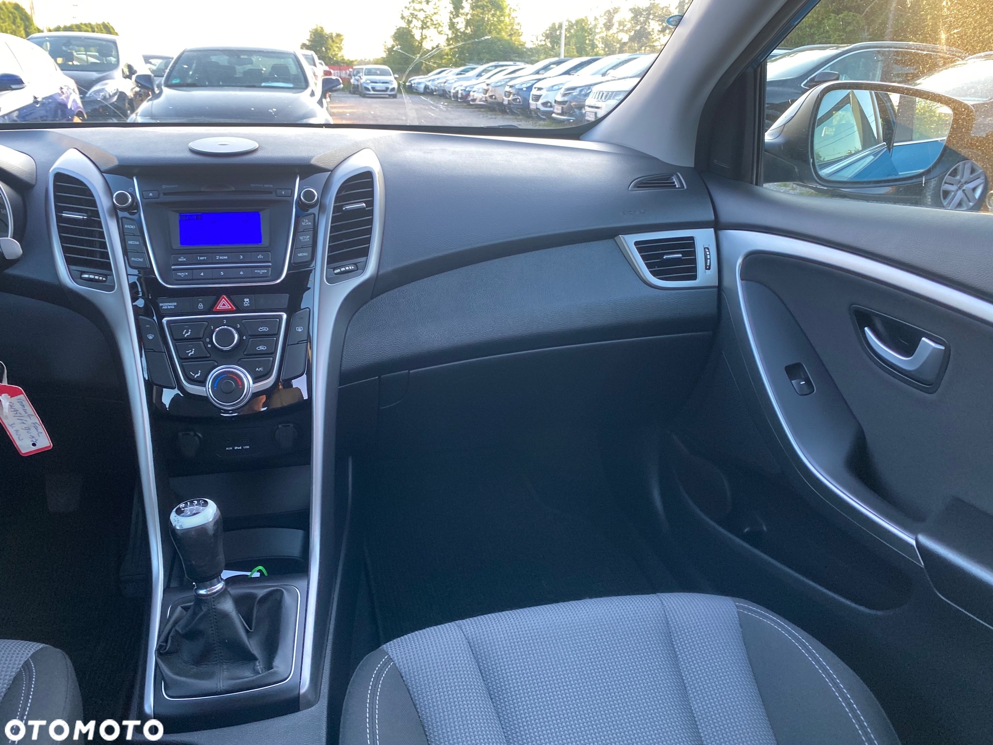 Hyundai i30 1.4 Intro Edition - 27