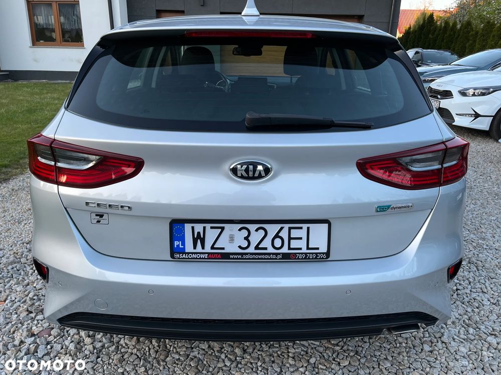 Kia Ceed 1.6 CRDi mHEV M - 18