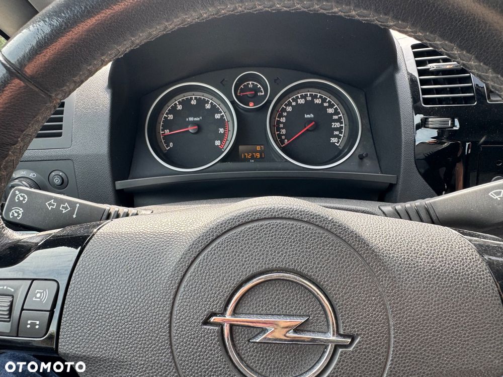 Opel Zafira 1.8 Design Edition - 20