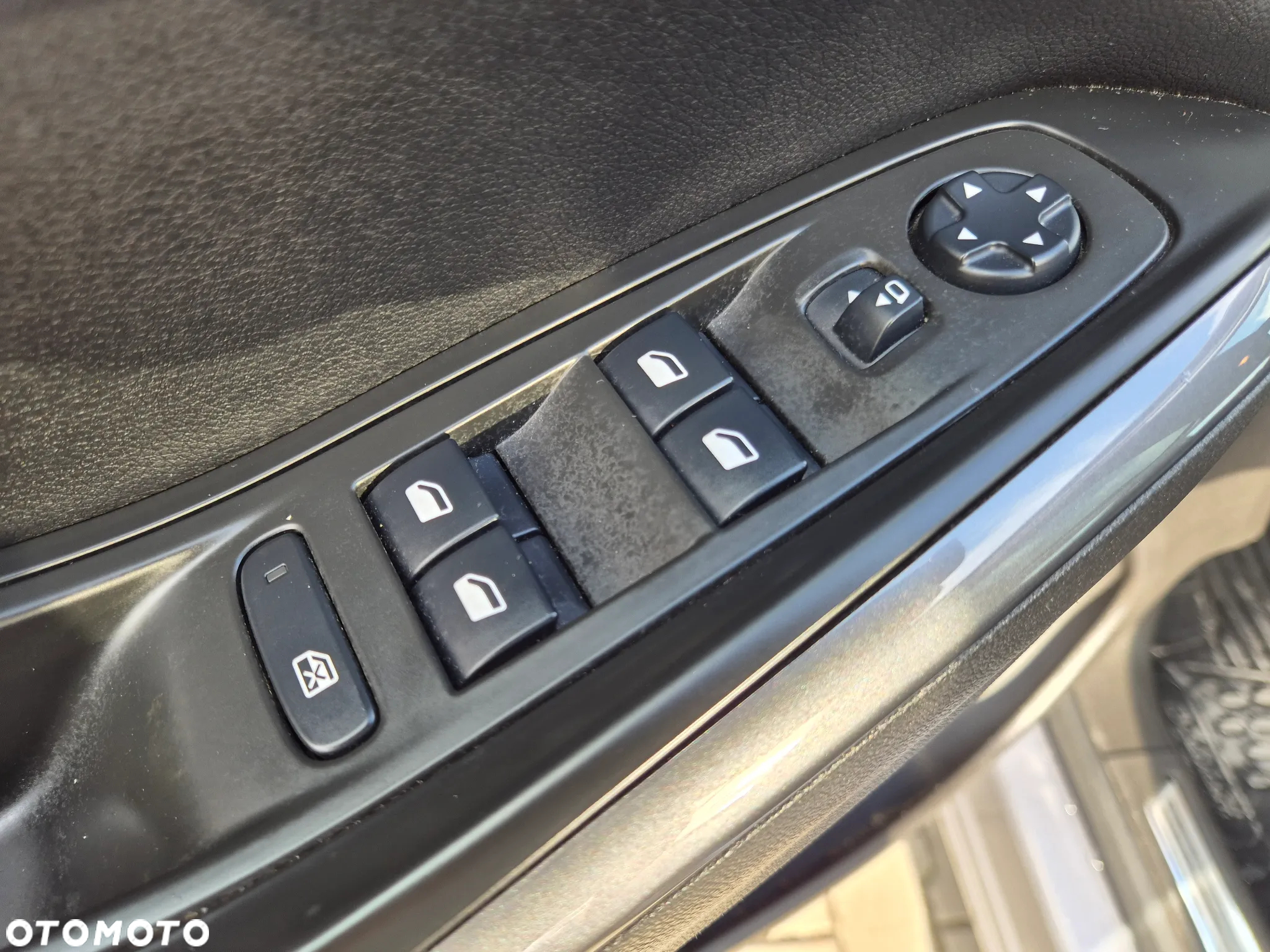 Opel Grandland X 2.0 D Start/Stop Automatik Business INNOVATION - 32