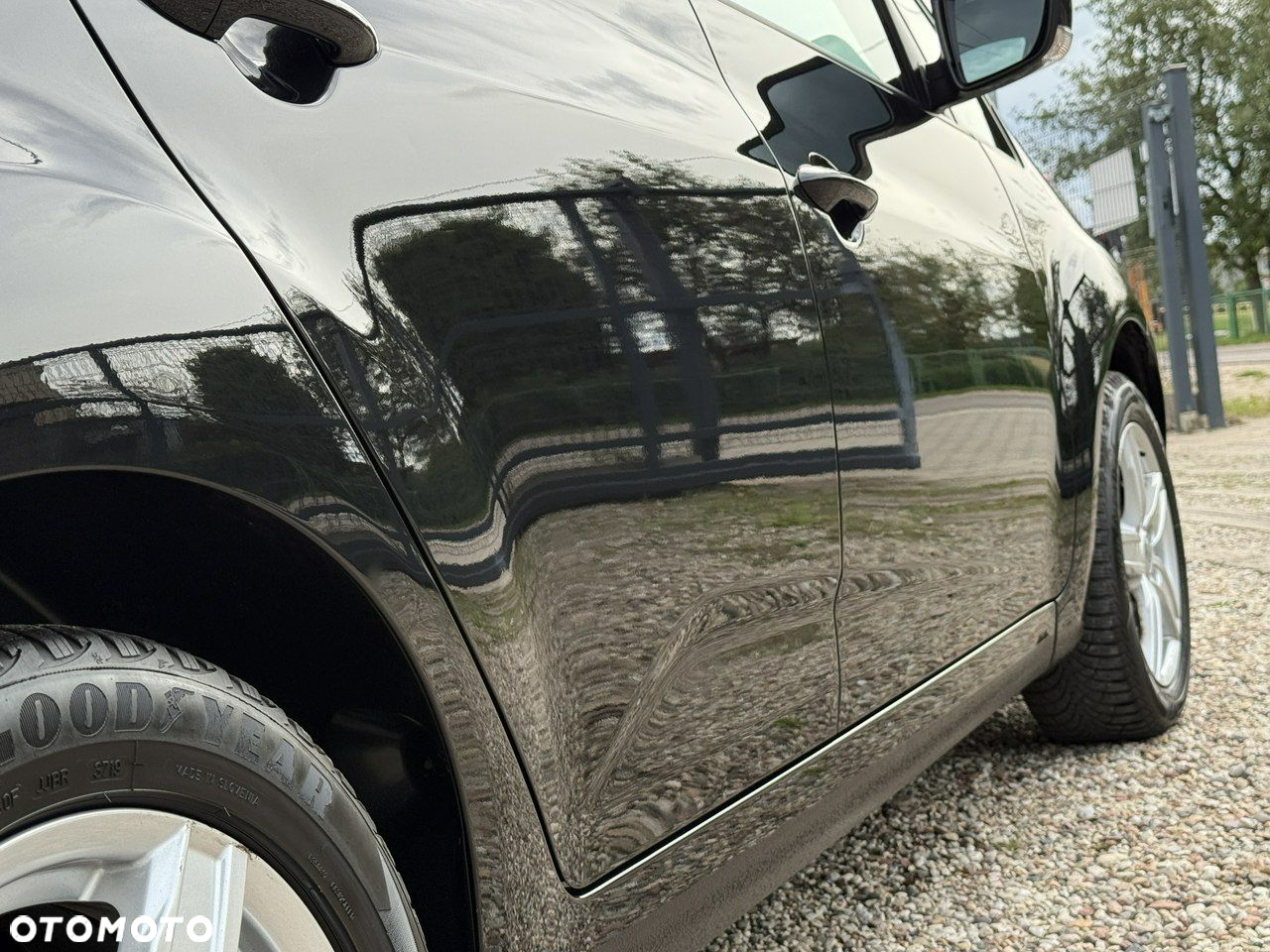 Kia Venga - 17