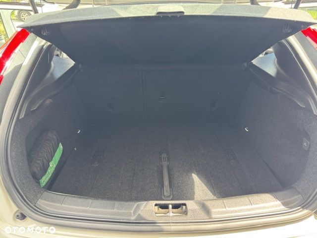 Volvo V40 T4 Drive-E Momentum - 28