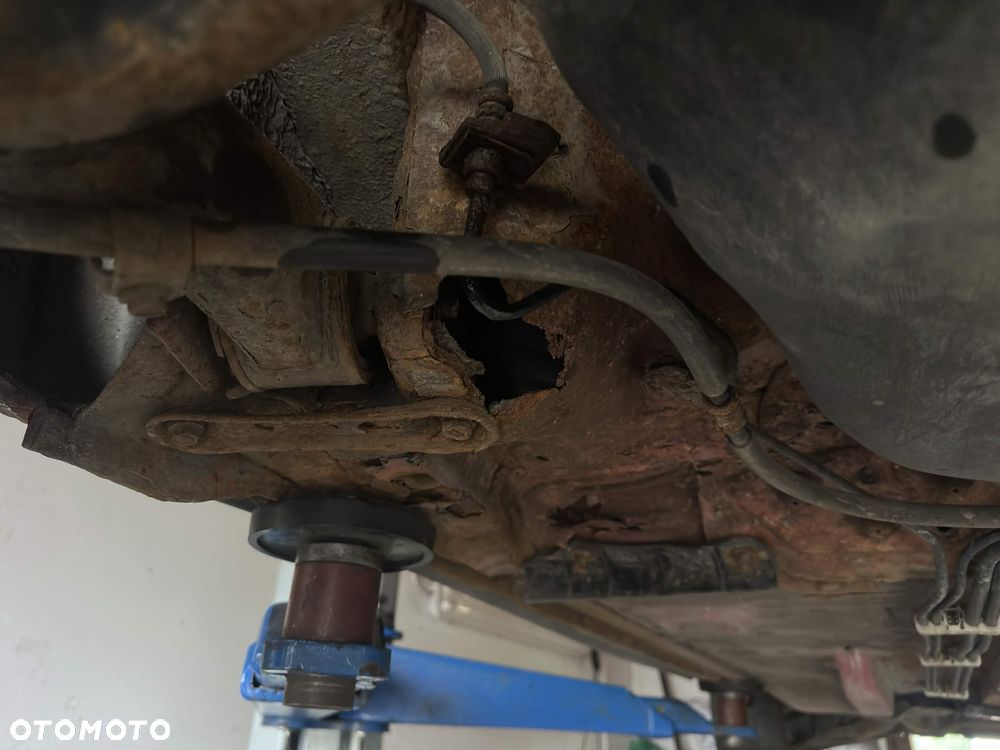 Toyota Yaris 1.0 Entry - 11