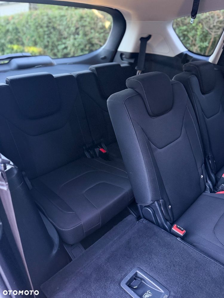 Ford S-Max 2.0 EcoBlue Titanium - 24