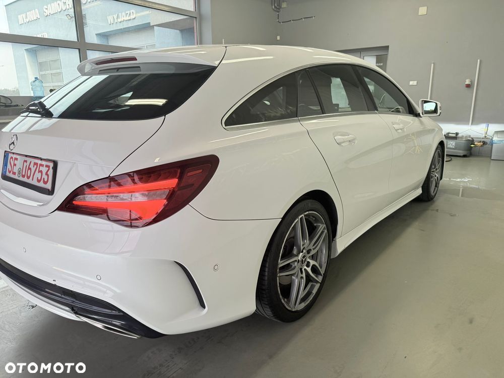 Mercedes-Benz CLA 200 d 7G-DCT AMG Line - 4