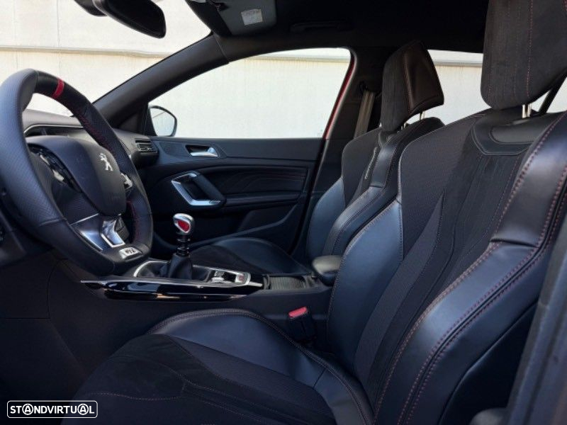 Peugeot 308 1.6 e-THP GTi - 28
