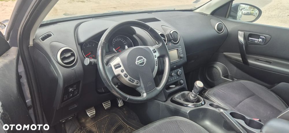 Nissan Qashqai - 16