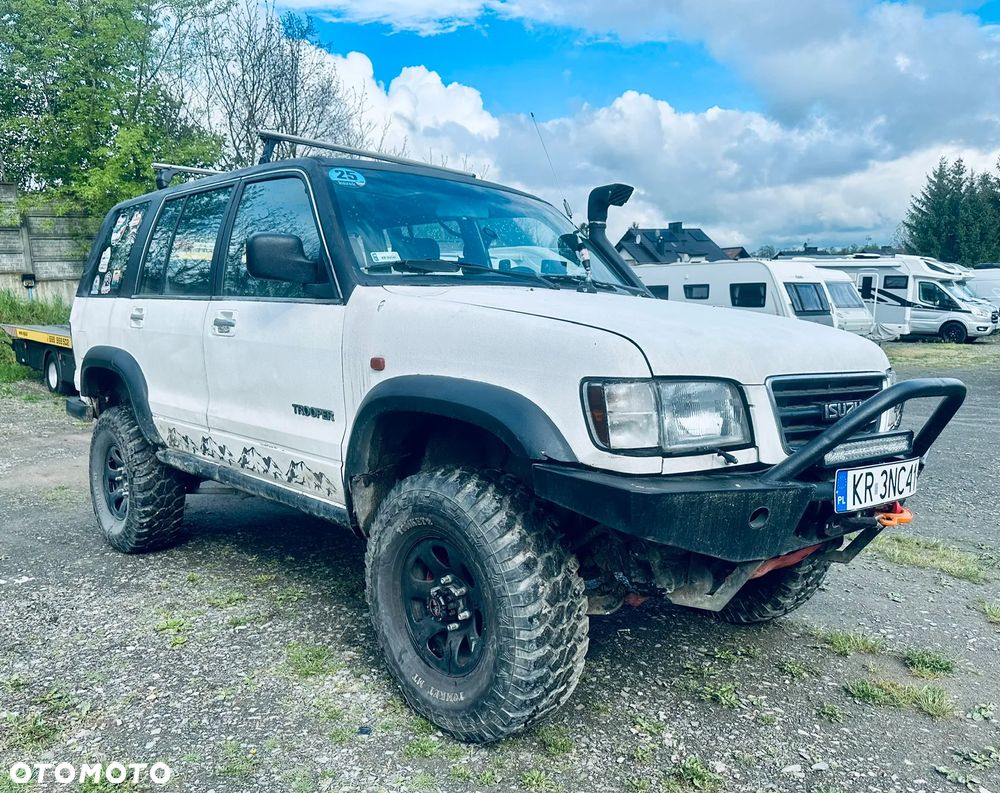 Isuzu Trooper 3.5 V6 standard - 5