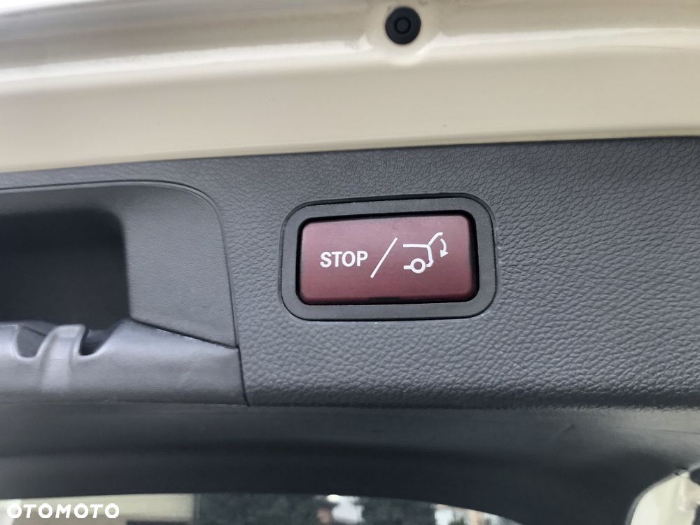 Mercedes-Benz GLC 220 d 4-Matic - 30