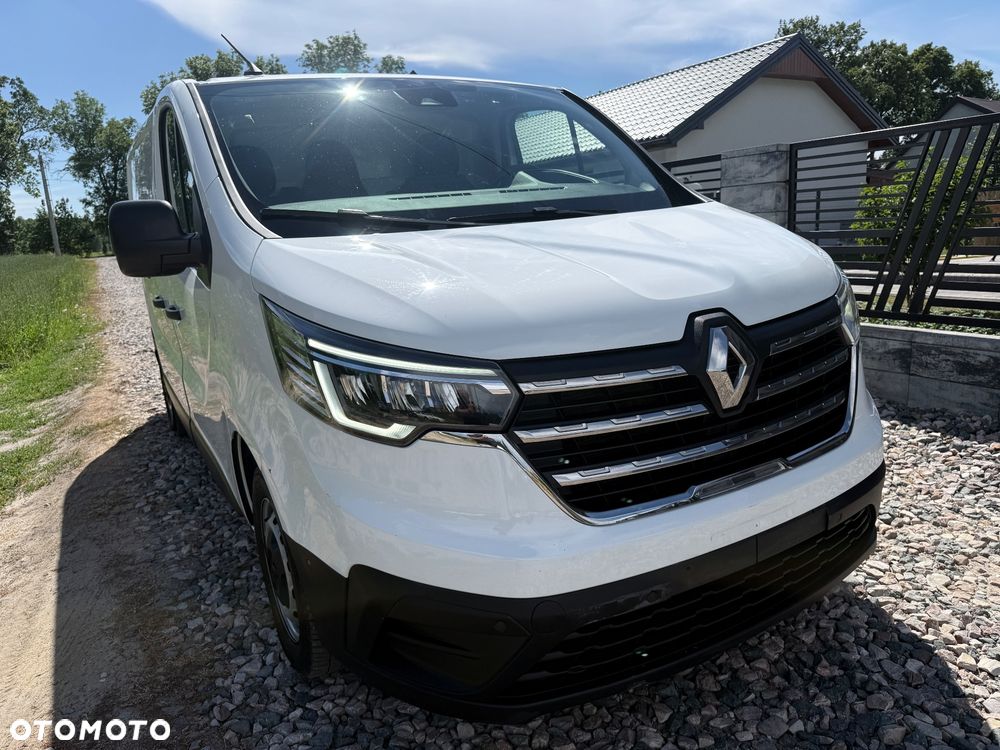 Renault Trafic - 12