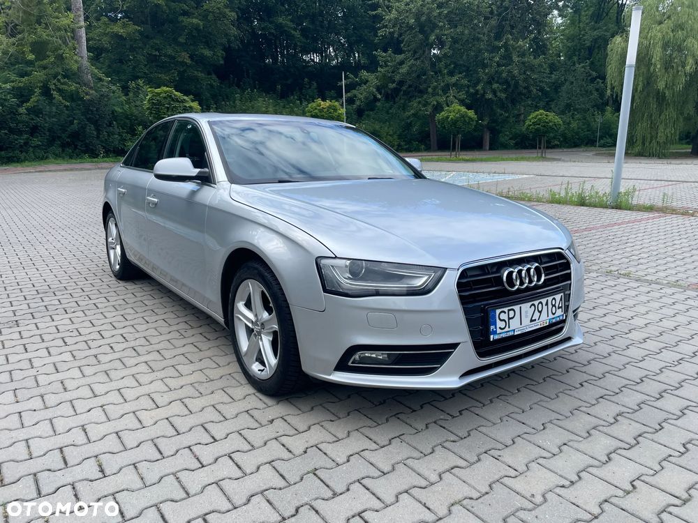 Audi A4 Limousine - 9