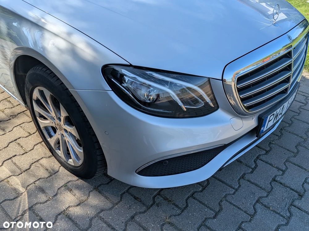 Mercedes-Benz Klasa E - 15