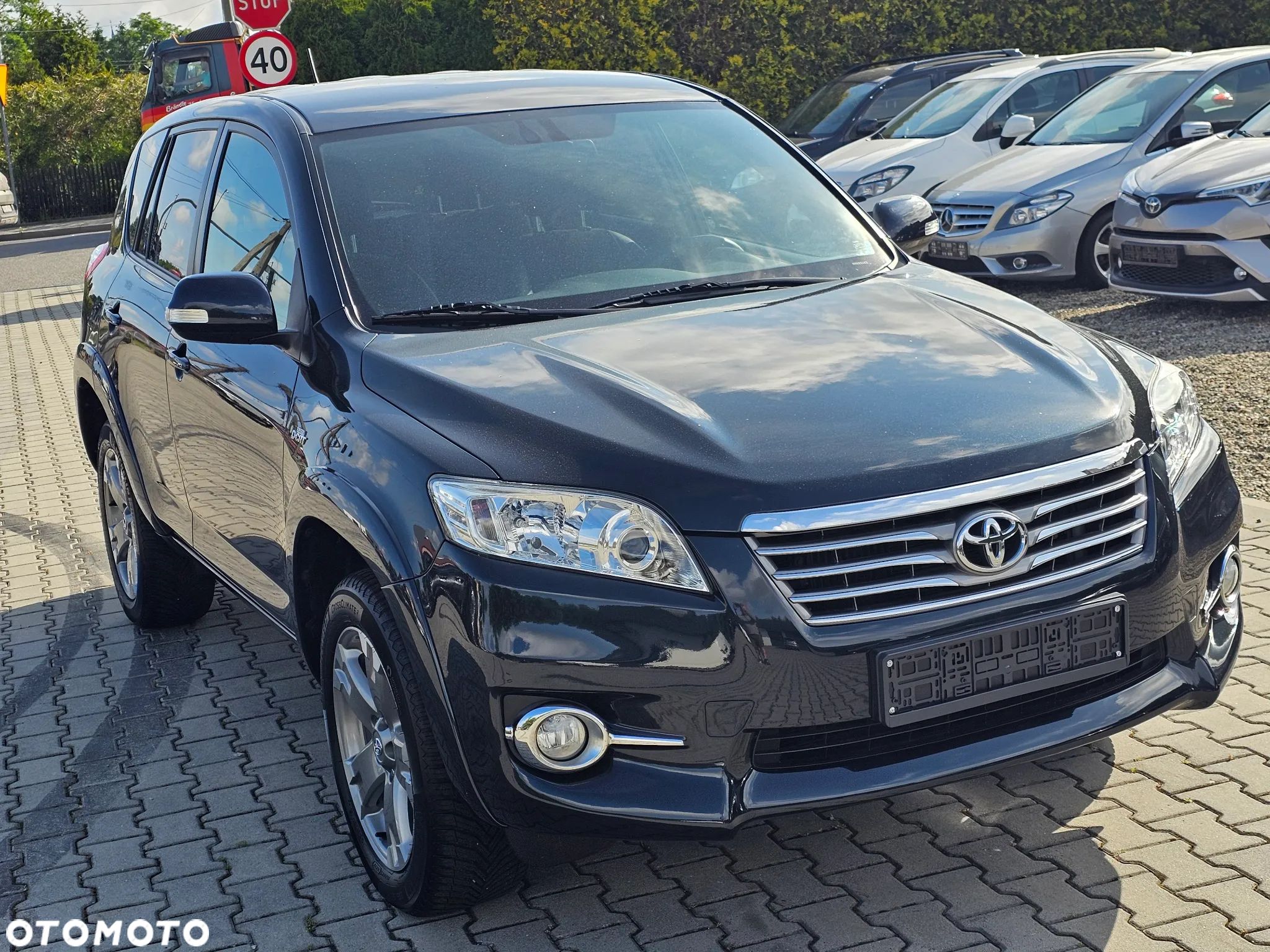 Toyota RAV4 2.2 D-4D 4x4 Automatik Executive - 1