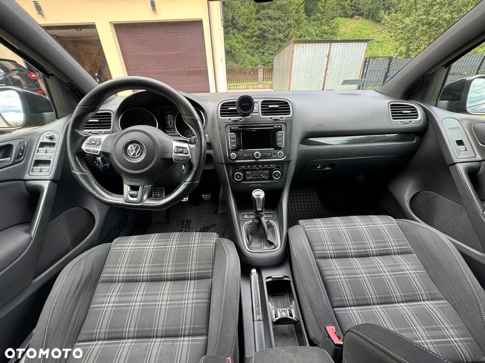 Volkswagen Golf VI 2.0 TDI GTD - 10