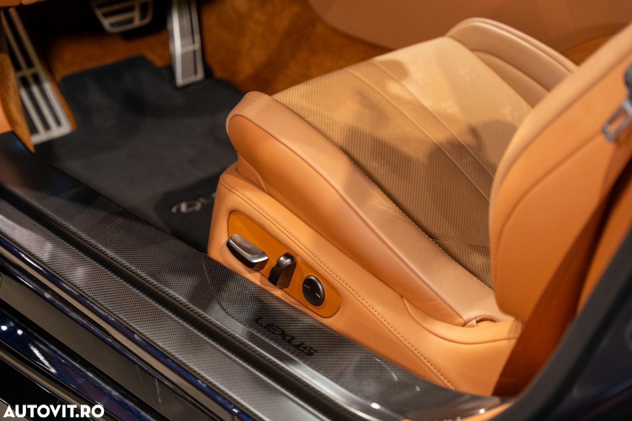 Lexus LC 500 - 24