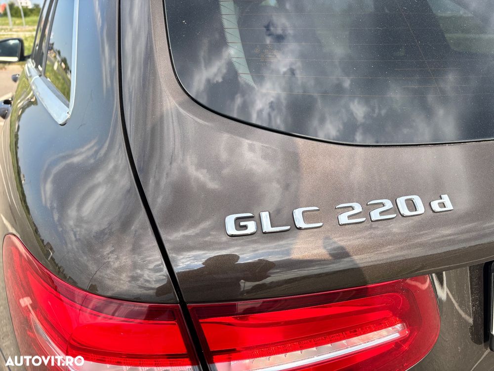 Mercedes-Benz GLC 220 d 4MATIC 9G-TRONIC - 12