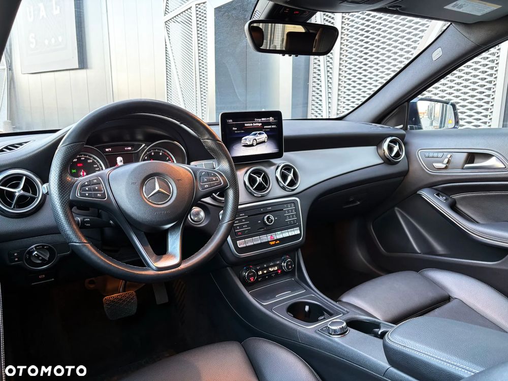 Mercedes-Benz GLA 250 4-Matic Style - 19