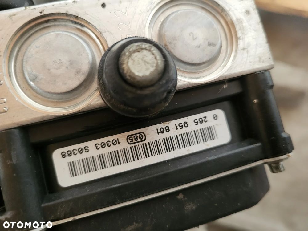 Pompa ABS Citroen C4 II B7 - 3