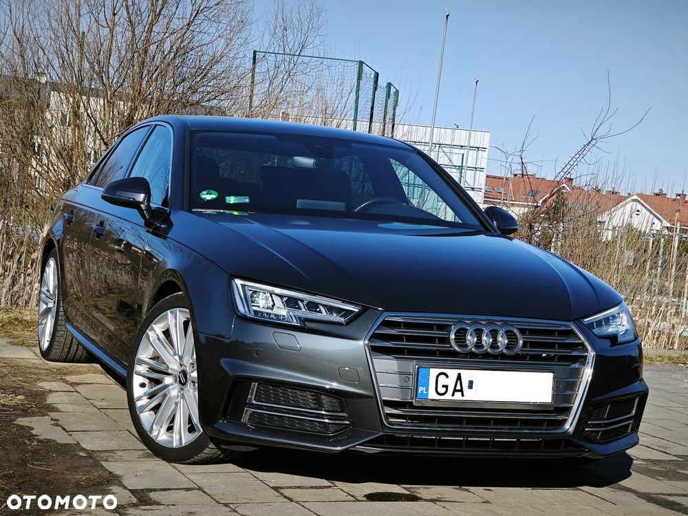 Audi A4 Limousine - 1