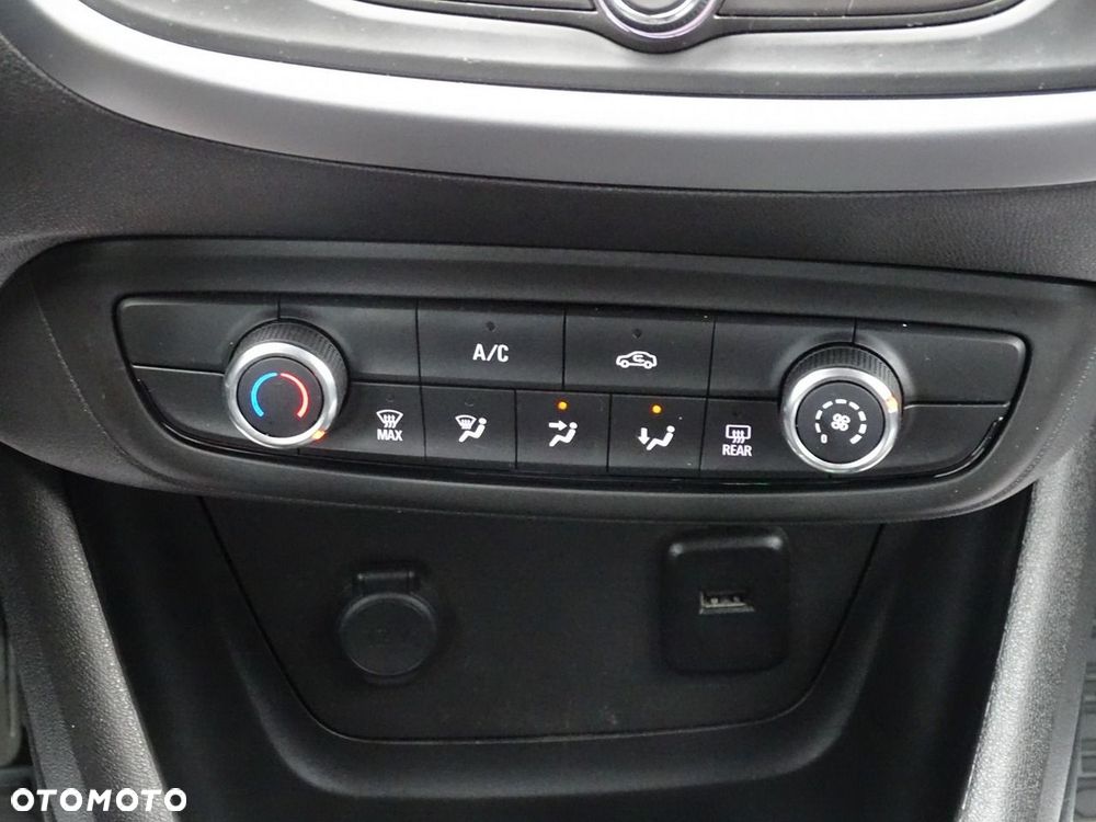 Opel Crossland X - 24