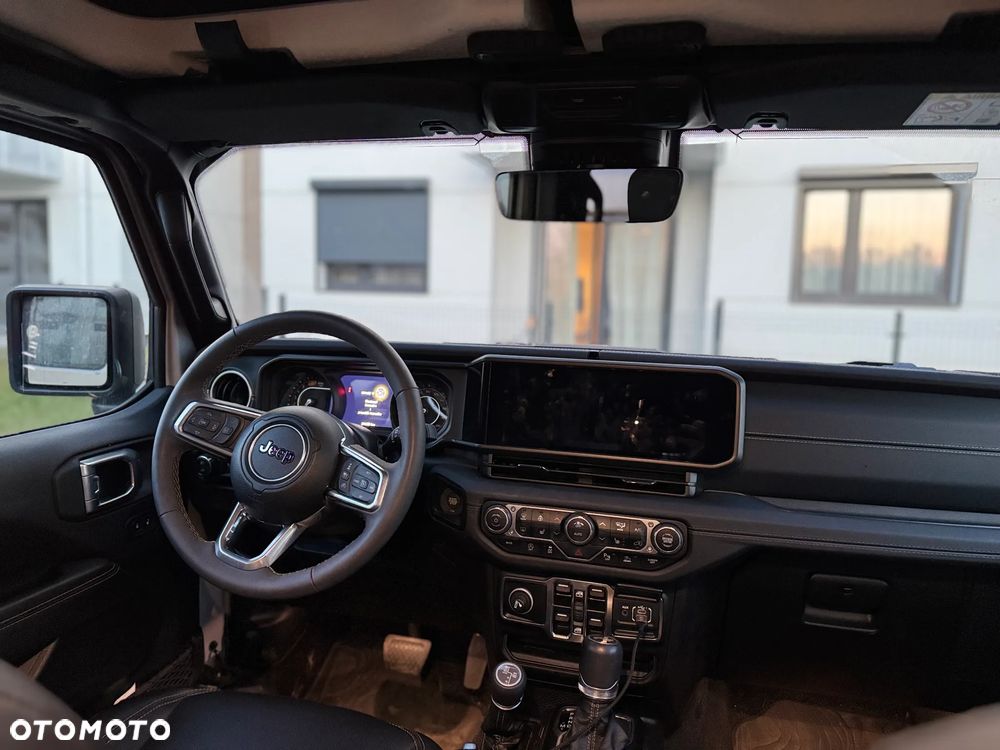 Jeep Wrangler Unlimited GME 2.0 Turbo Sahara - 6