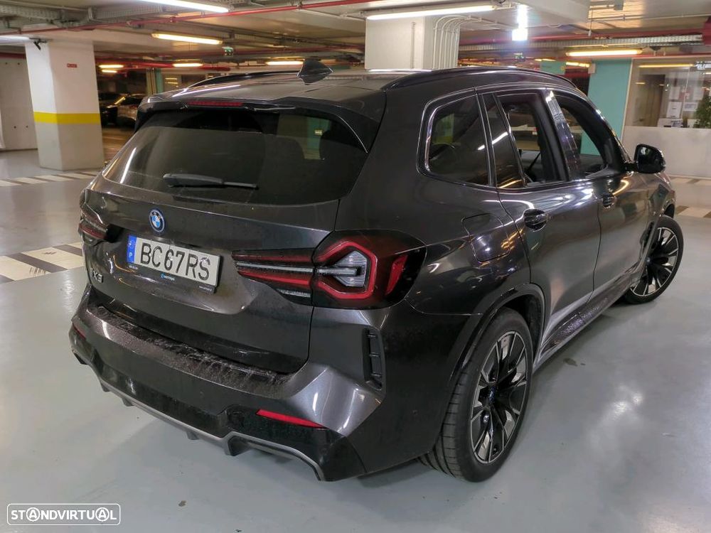 BMW iX3 M Sport Impressive - 1