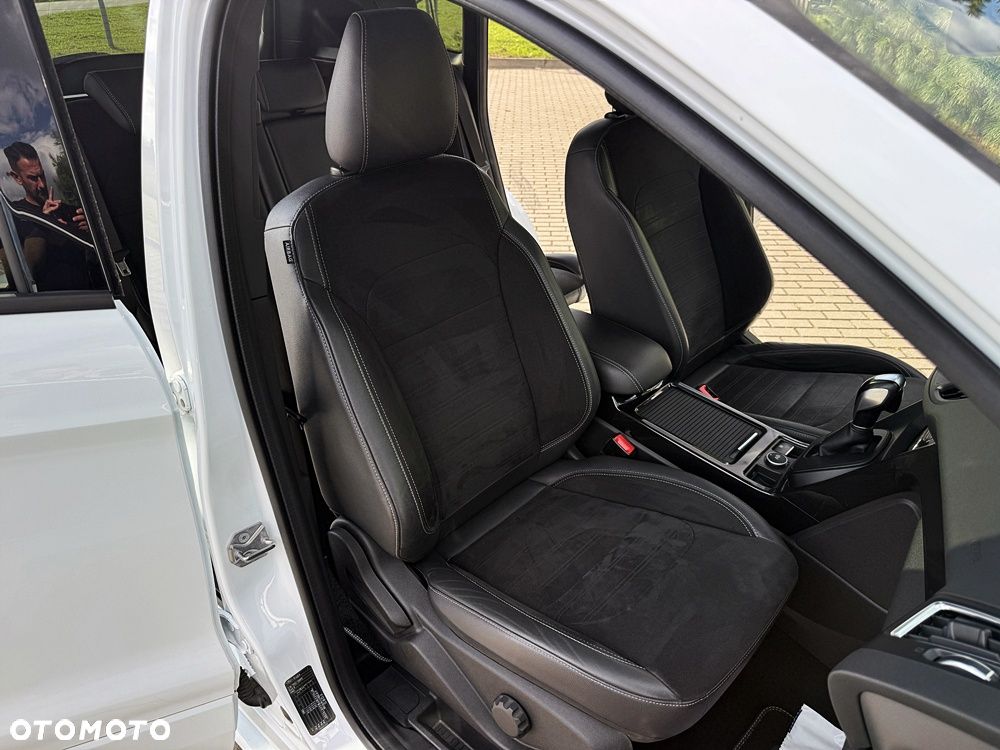Ford Kuga 2.0 TDCi 4x4 ST-Line - 27