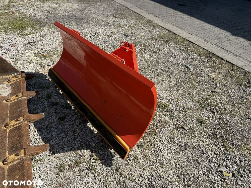 Kubota B2231HC - 6