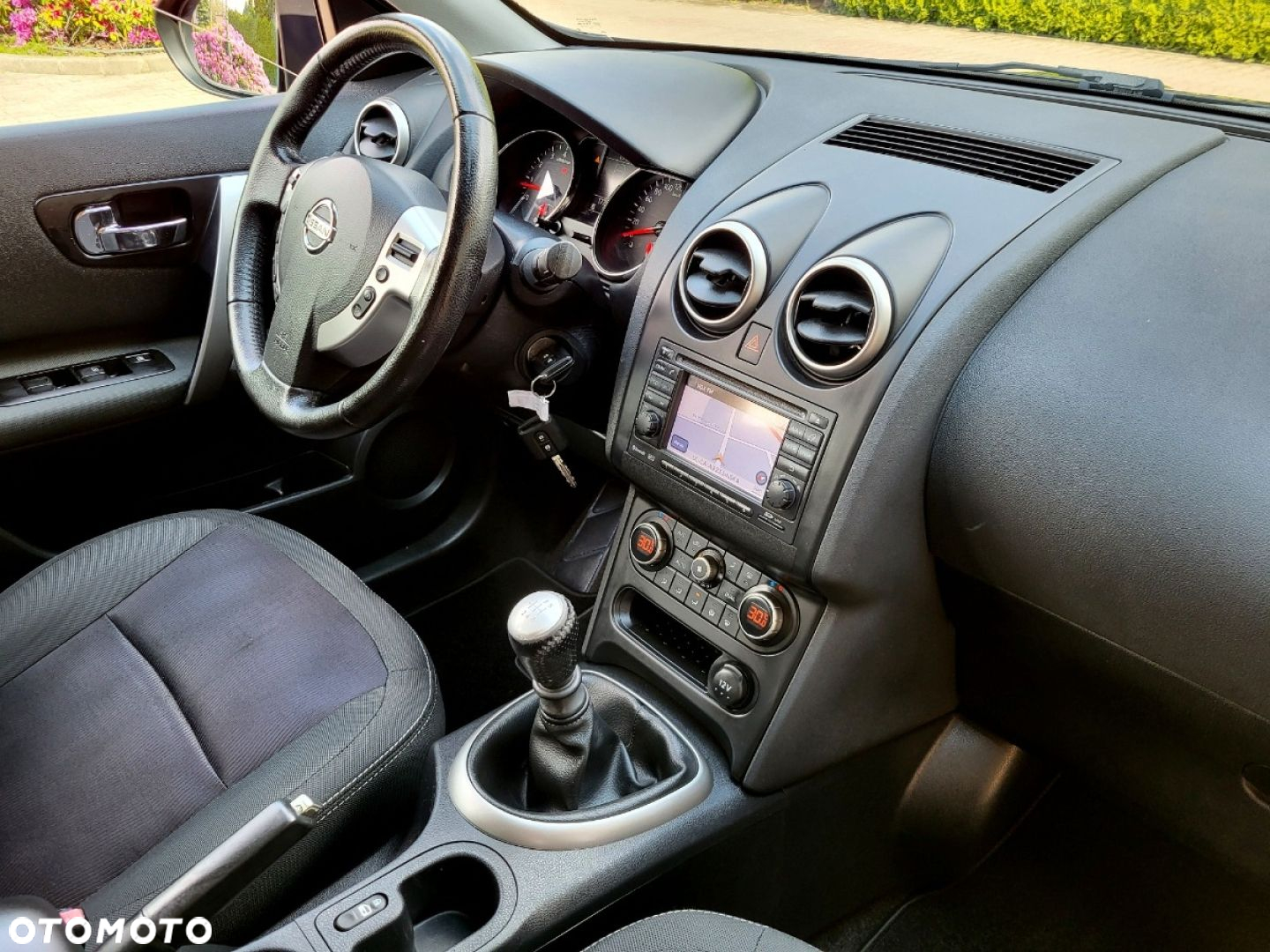 Nissan Qashqai - 32