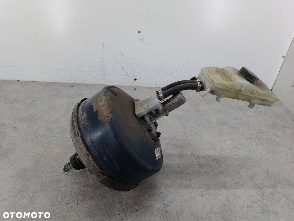 SERWO HAMULCOWE MERCEDES-BENZ VITO W639 A0014300108 0204024701  BOSCH 2.2 - 6