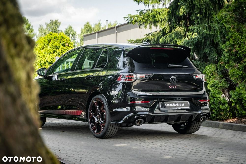 Volkswagen Golf - 13