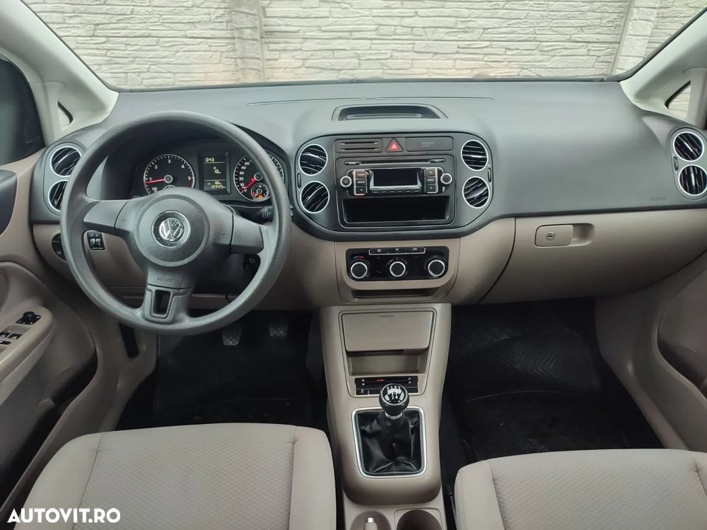 Volkswagen Golf Plus 1.6 TDI DPF Trendline - 6