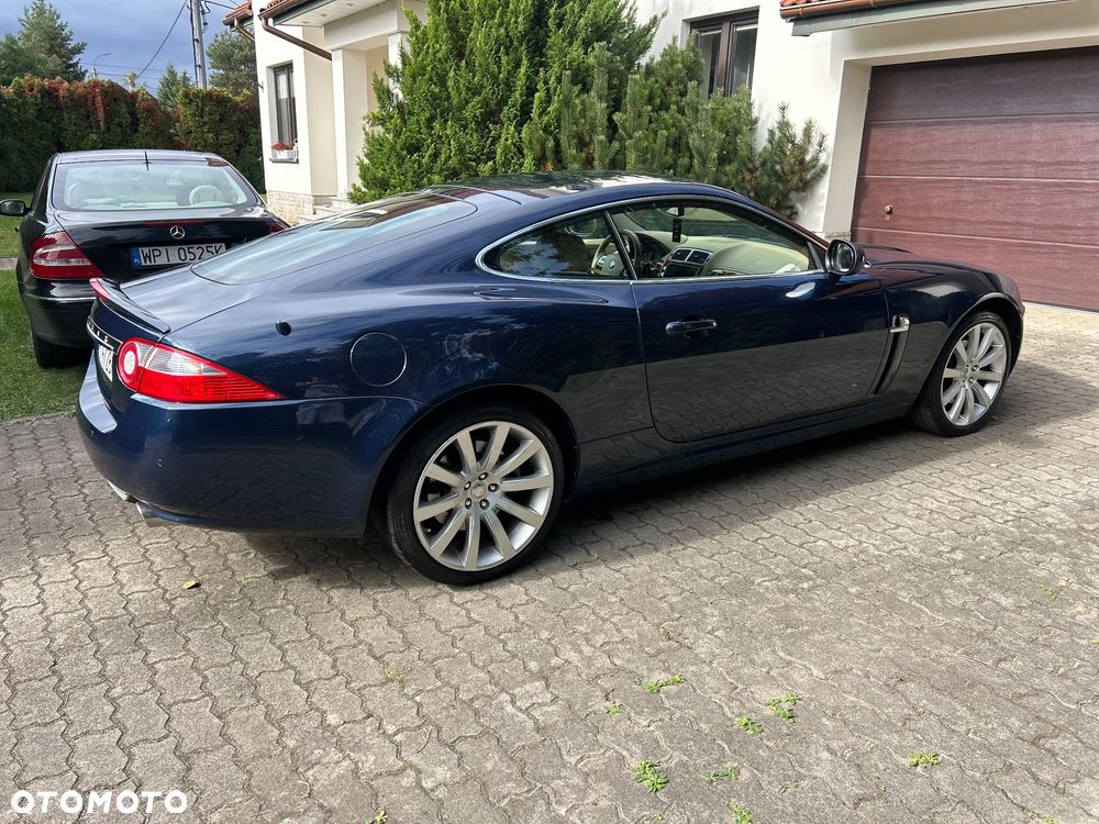Jaguar XK - 3