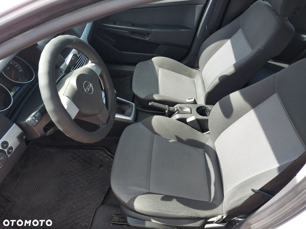 Opel Astra 1.6 Enjoy - 8