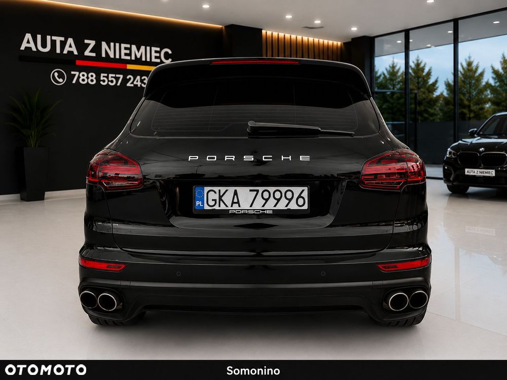 Porsche Cayenne S E-Hybrid - 10