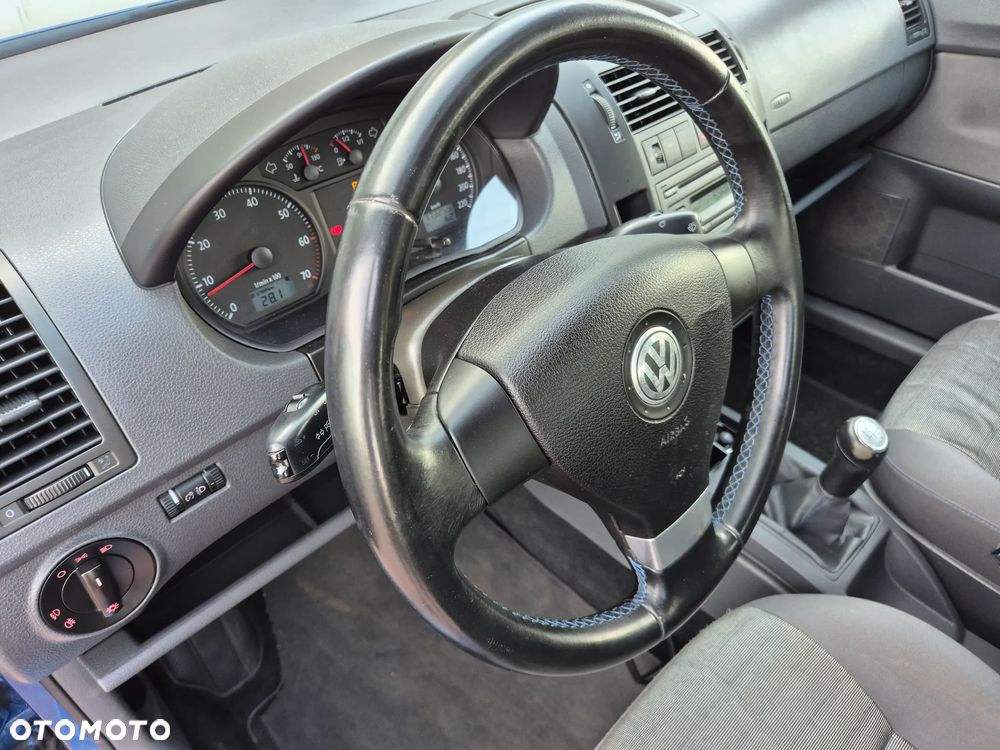 Volkswagen Polo 1.4 Tour Edition - 12