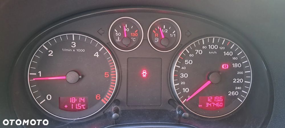 Audi A3 Sportback 1.9 TDI Ambiente - 14