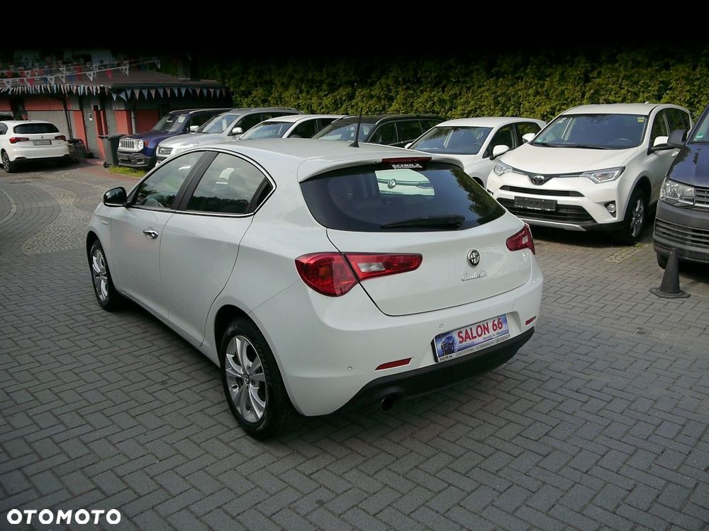 Alfa Romeo Giulietta 1.4 TB Impression - 6