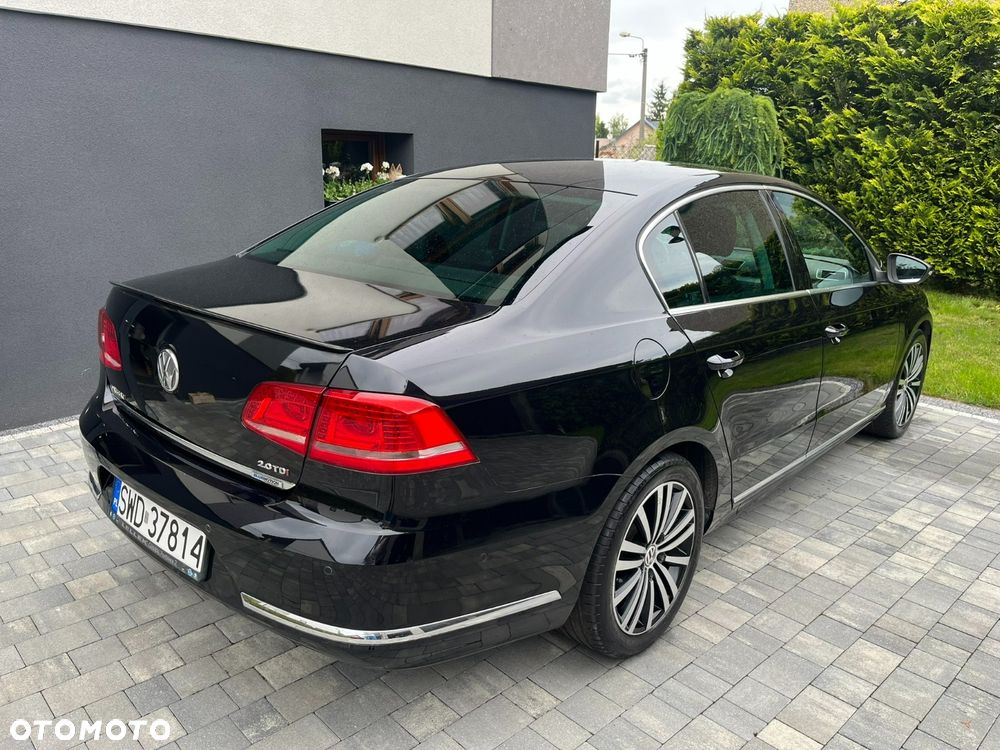 Volkswagen Passat 2.0 TDI Highline R-Style DSG - 3