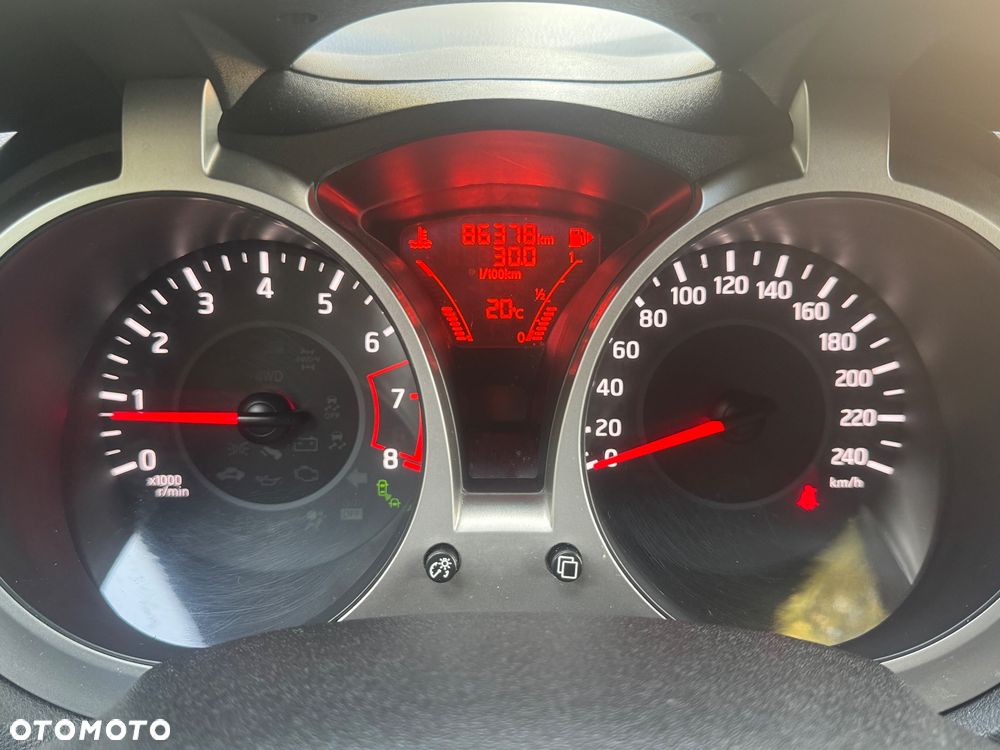 Nissan Juke 1.2 DIG-T Tekna EU6 - 24
