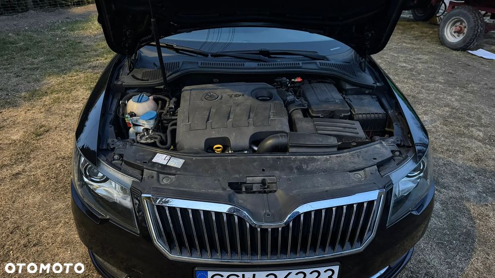 Skoda Superb 1.6 TDI GreenLine - 12