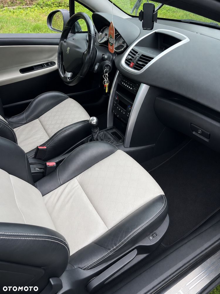 Peugeot 207 - 4