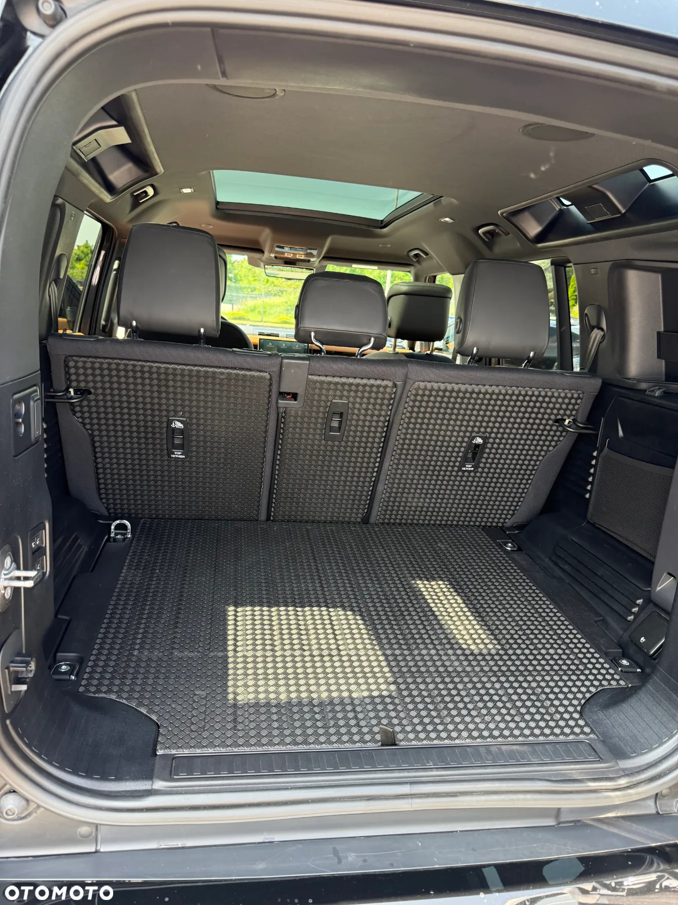 Land Rover Defender 110 3.0 P400 mHEV X-Dynamic HSE - 19
