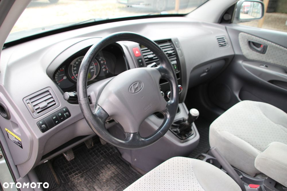 Hyundai Tucson 2.0 Comfort 2WD - 9