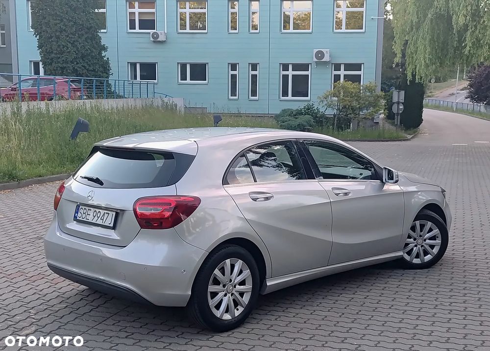 Mercedes-Benz Klasa A 180 (BlueEFFICIENCY) Style - 4